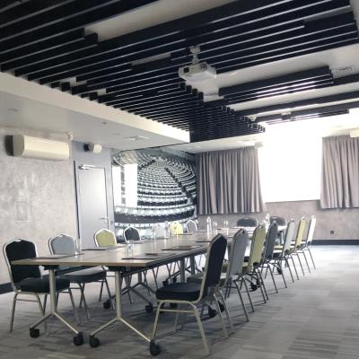 Ibis Hotel Reyka 1